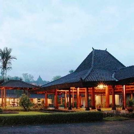 Manohara Resort Magelang Exterior foto